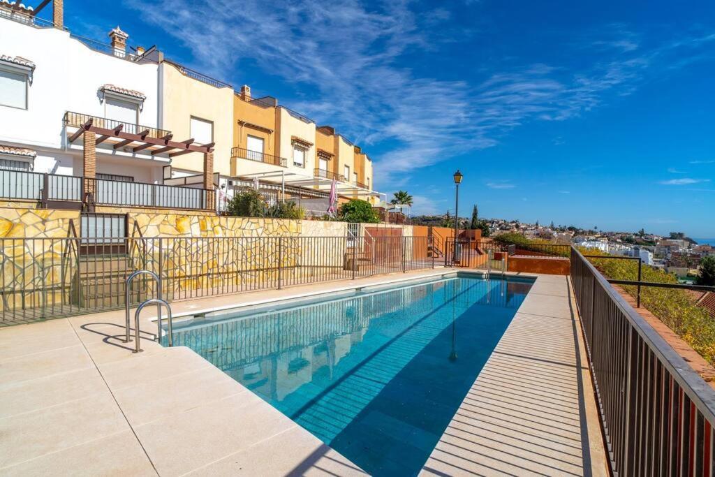 Villa Adosado Con Vistas Al Mar Desde La Piscina Con Bbq Velez Malaga Esterno foto