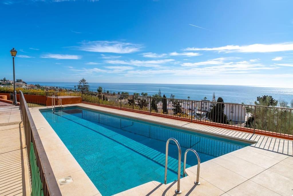 Villa Adosado Con Vistas Al Mar Desde La Piscina Con Bbq Velez Malaga Esterno foto